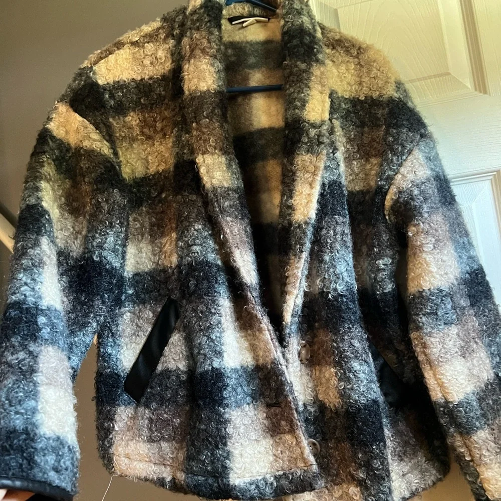 Knox Rose Black & Cream Plaid Teddy Jacket